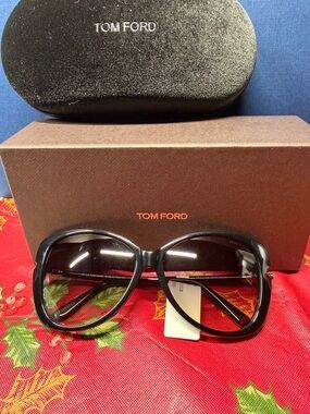Tom Ford Black Oversized Designer Sunglasses